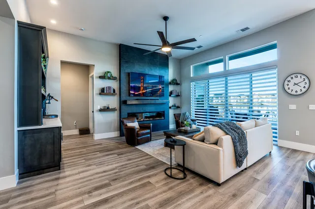 $1,349,999 | 524 Channel Bethel Island, Bethel Island, CA 94511