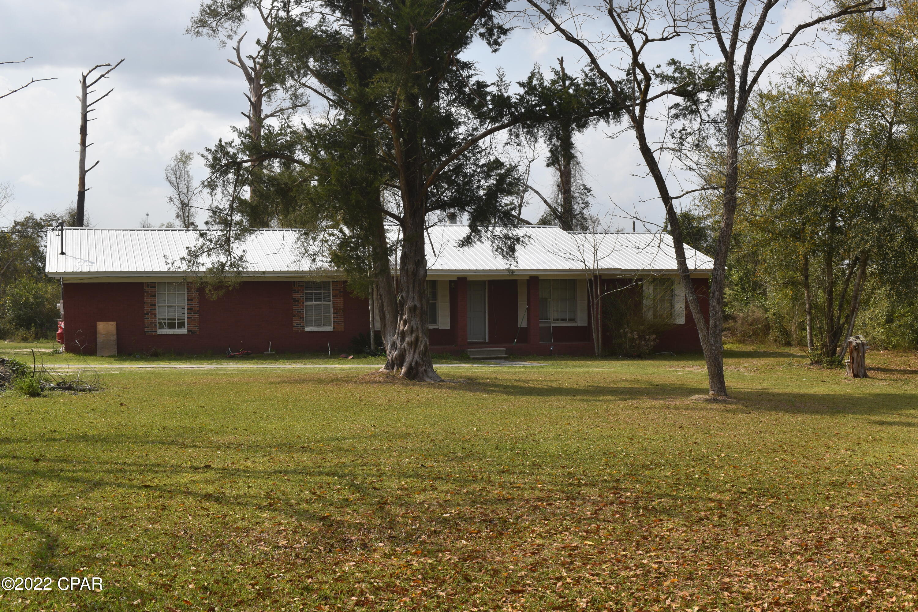 2381 Lawrence Road Marianna, FL 32446 - Photo 1 of 5 Gallery Image 1