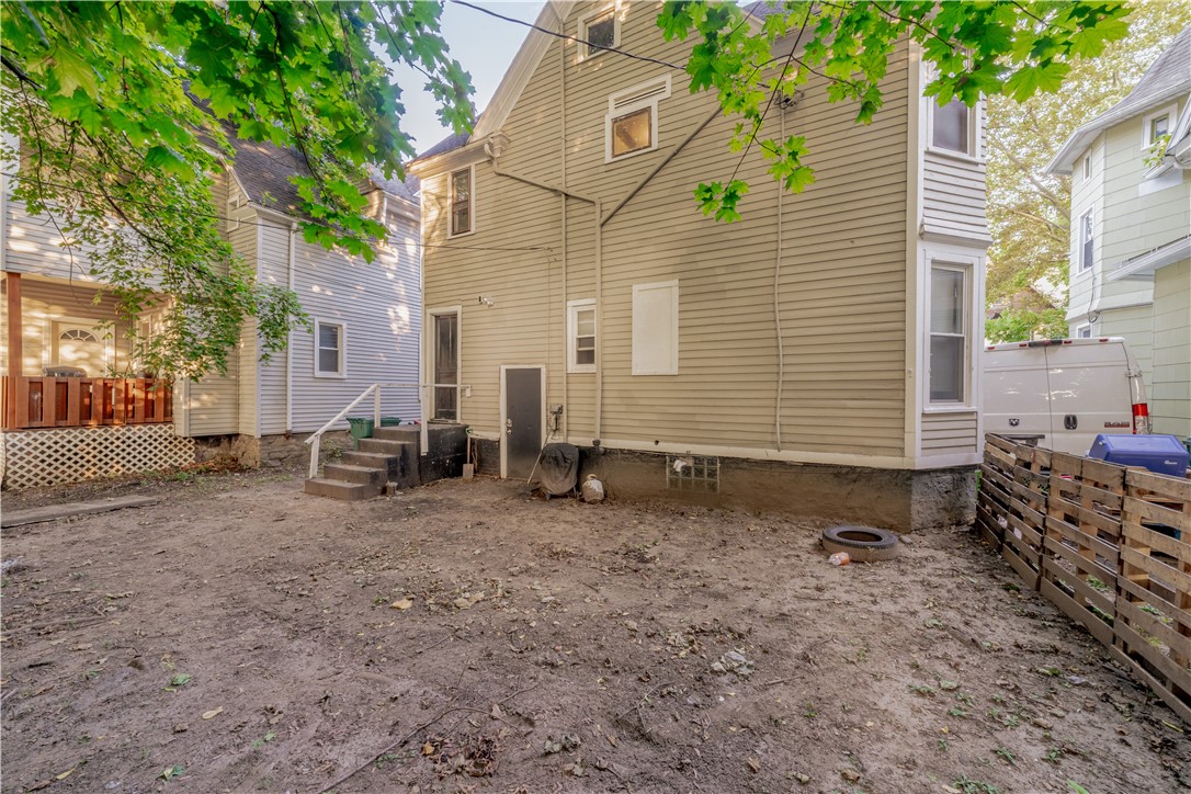 33 Amherst Street Rochester, NY 14607 - Photo 13 of 17