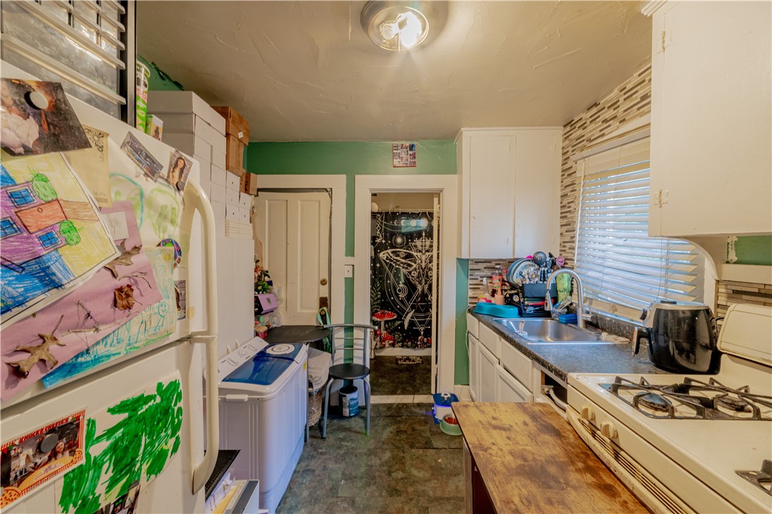 33 Amherst Street Rochester, NY 14607 - Photo 6 of 17