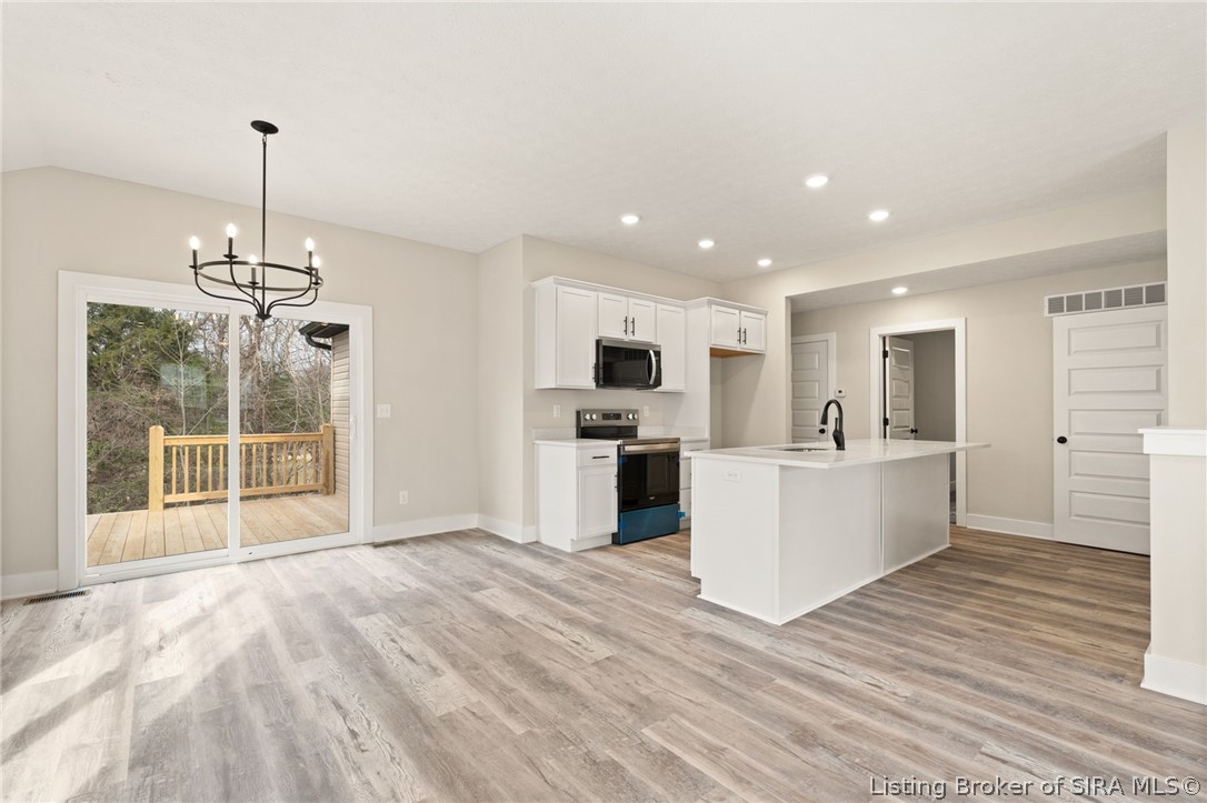 8026 Hudson Lane Georgetown, IN 47122 - Photo 4 of 24