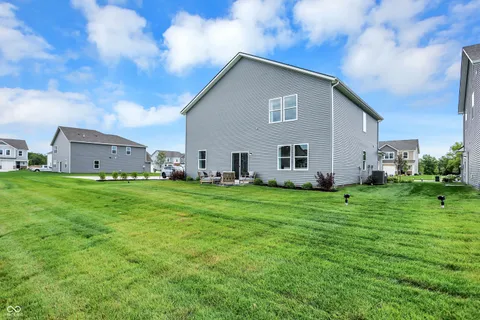 $375,950 | 7014 Myra Way, Indianapolis, IN 46239