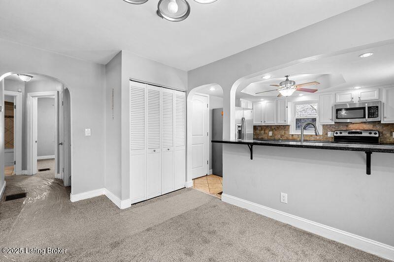 7912 3rd Street Road Louisville, KY 40214 - Photo 11 of 35 Formal Dinning Room 3