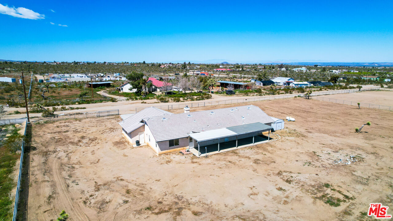 11635 Lebec Road Phelan, CA 92371 - Photo 31 of 35 a view of a city