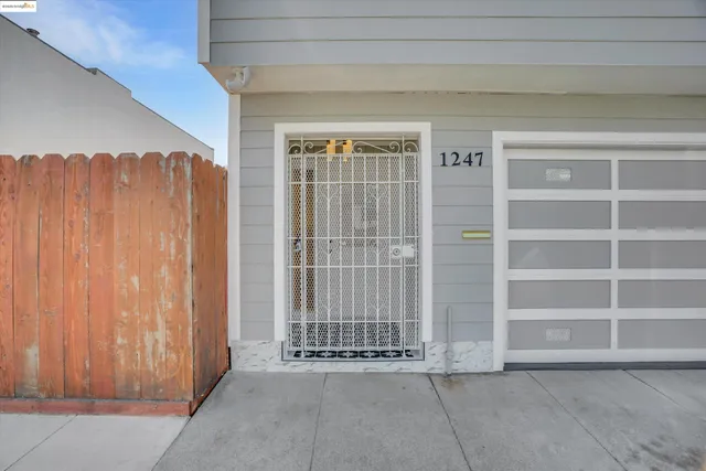 $1,082,500 | 1247 Fitzgerald Avenue, San Francisco, CA 94124