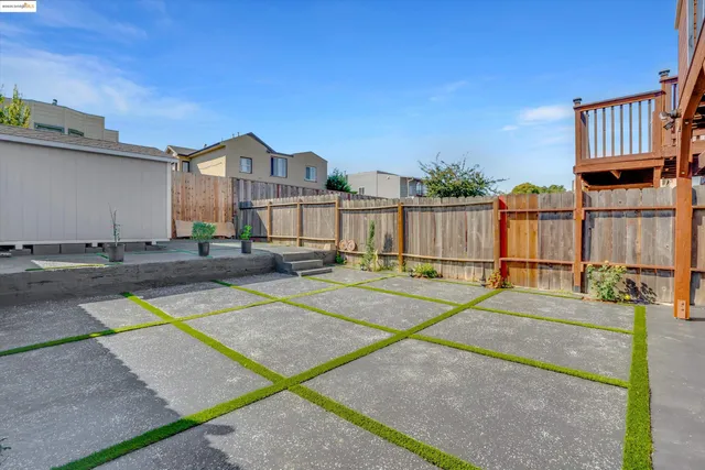 $1,082,500 | 1247 Fitzgerald Avenue, San Francisco, CA 94124