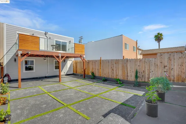$1,082,500 | 1247 Fitzgerald Avenue, San Francisco, CA 94124