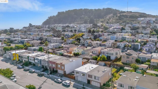 $1,082,500 | 1247 Fitzgerald Avenue, San Francisco, CA 94124