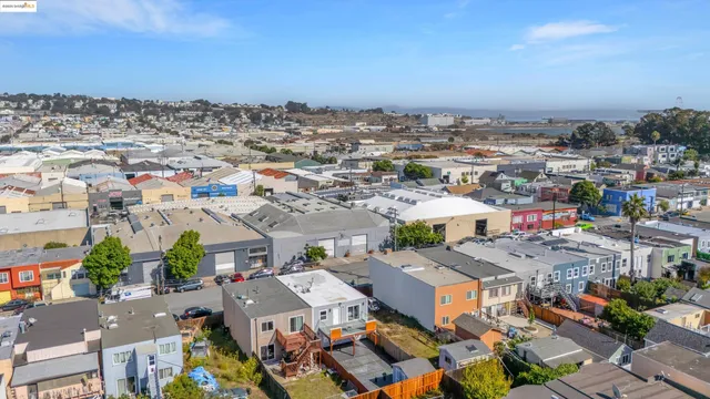 $1,082,500 | 1247 Fitzgerald Avenue, San Francisco, CA 94124