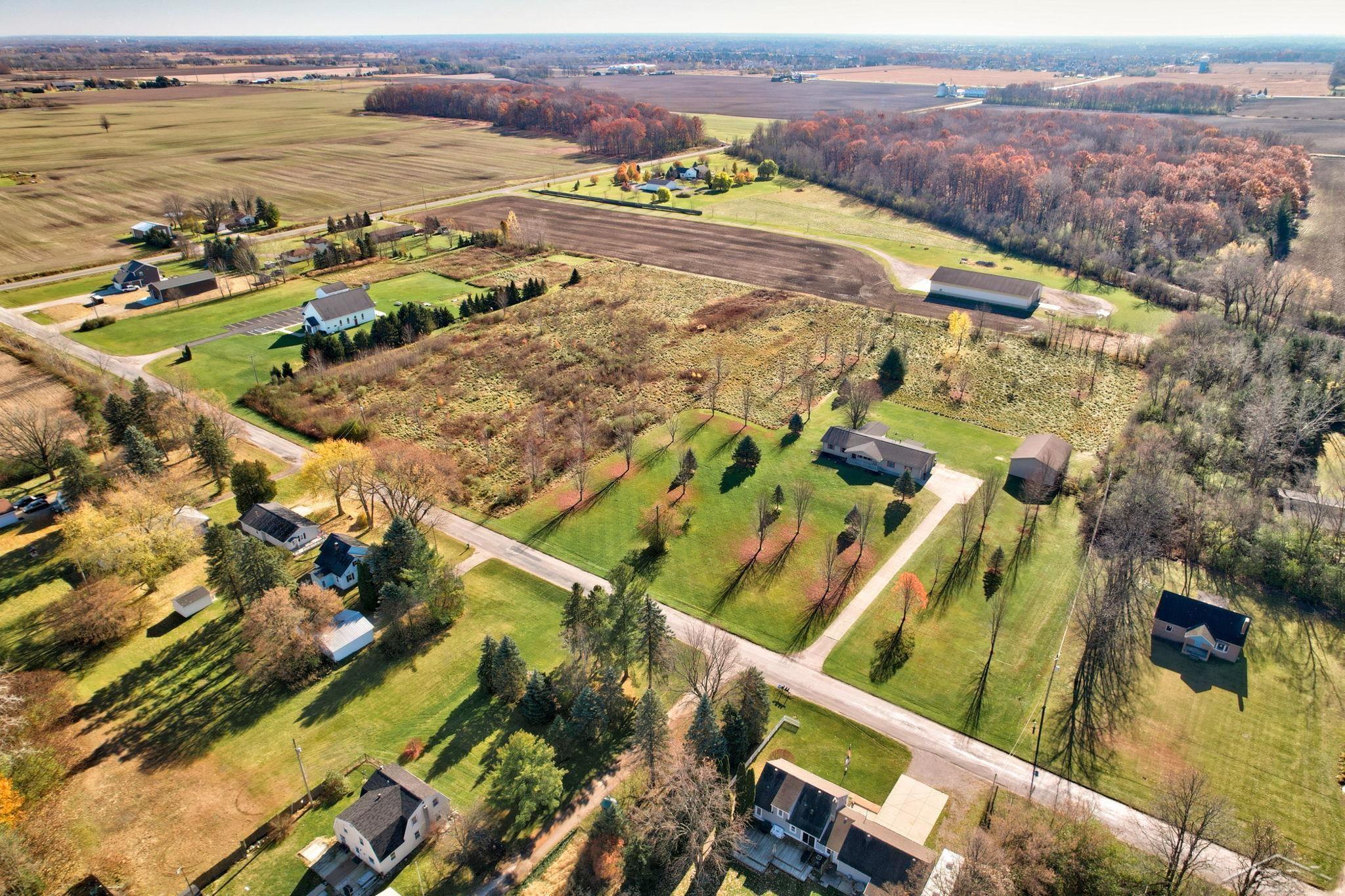 7225 Kochville Road Freeland, MI 48623 - Photo 65 of 68 50127978-64.JPG