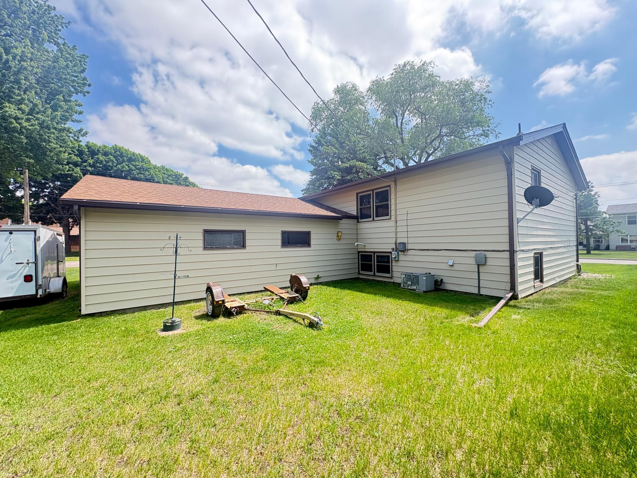 404 3rd Street Madison, MN 56256 - Photo 32 of 36