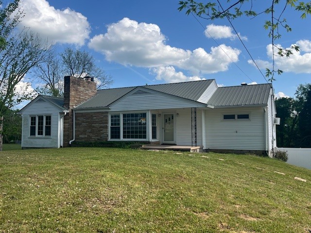 325 Murfreesboro Road Woodbury, TN 37190 - Photo 2 of 26