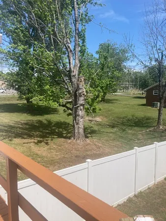 $2,300 | 325 Murfreesboro Road, Woodbury, TN 37190