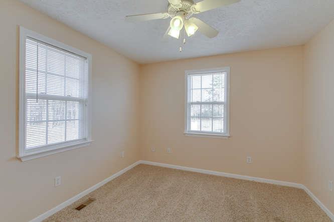 515 West Doak Road Manchester, TN 37355 - Photo 22 of 29 Bedroom 3
