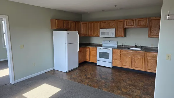 $1,100 | 30 South Main Street, Unit 2, Bristol, NH 03222