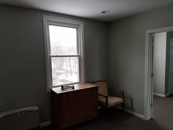 $1,100 | 30 South Main Street, Unit 2, Bristol, NH 03222