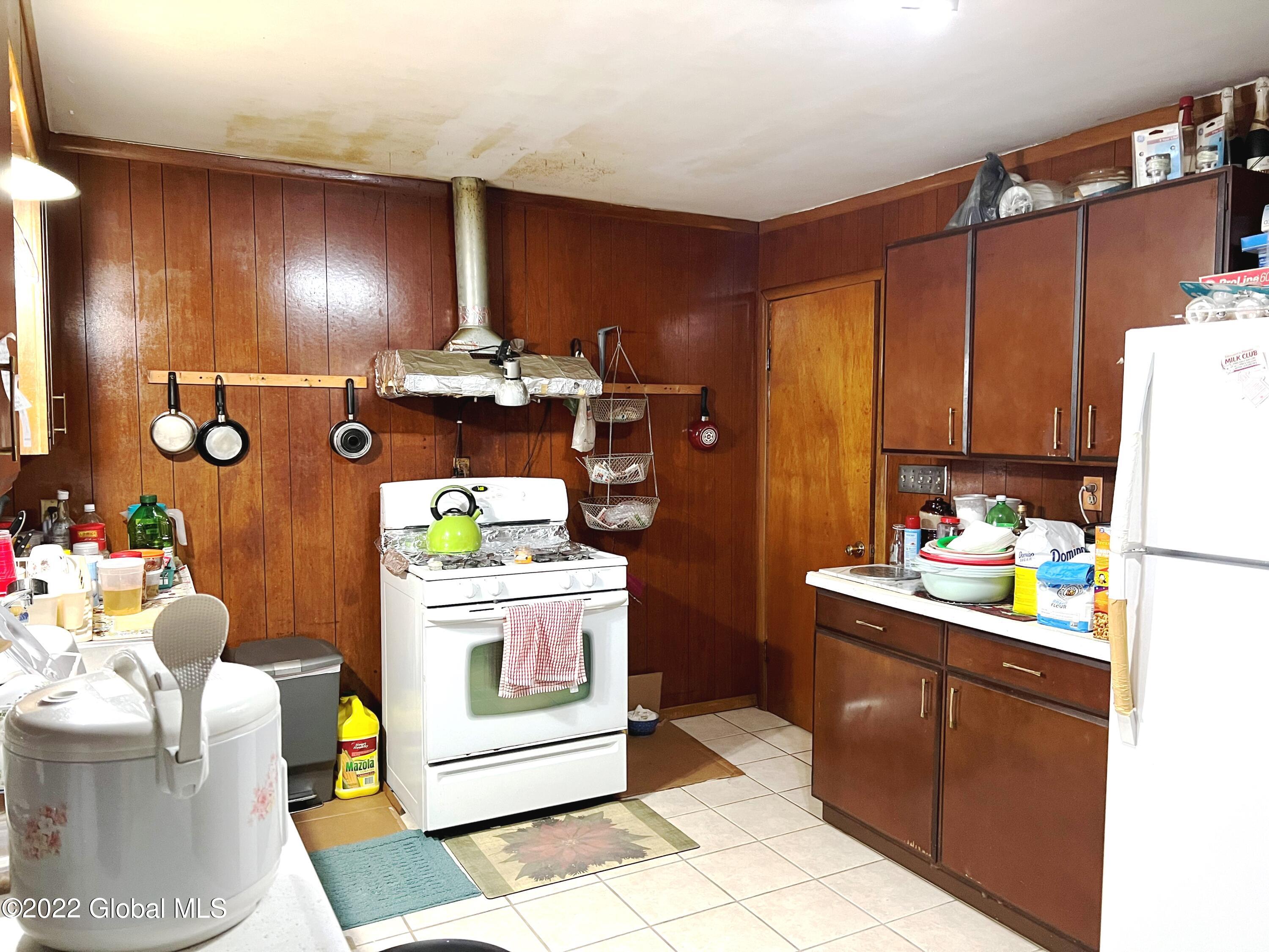 1825 Curry Road Rotterdam, NY 12306 - Photo 10 of 48 IMG_0555