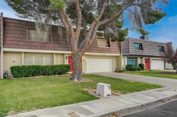 $2,300 | 3518 Blackstone Street, Las Vegas, NV 89121