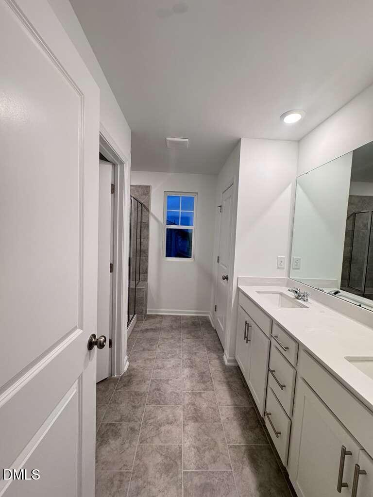 933 Glowing Star Lane Fuquay-Varina, NC 27526 - Photo 22 of 40 WhatsApp Image 2025-12-09 at 10.35.50 PM