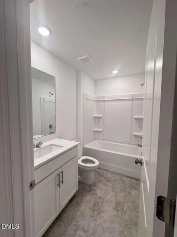 $2,195 | 933 Glowing Star Lane, Fuquay-Varina, NC 27526