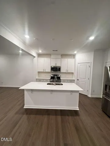 $2,195 | 933 Glowing Star Lane, Fuquay-Varina, NC 27526