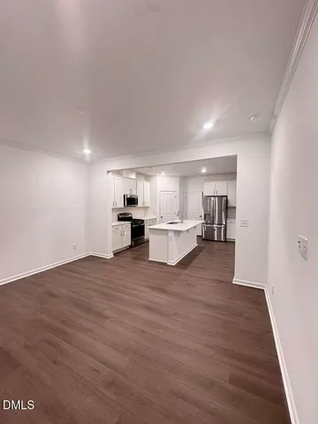 $2,195 | 933 Glowing Star Lane, Fuquay-Varina, NC 27526