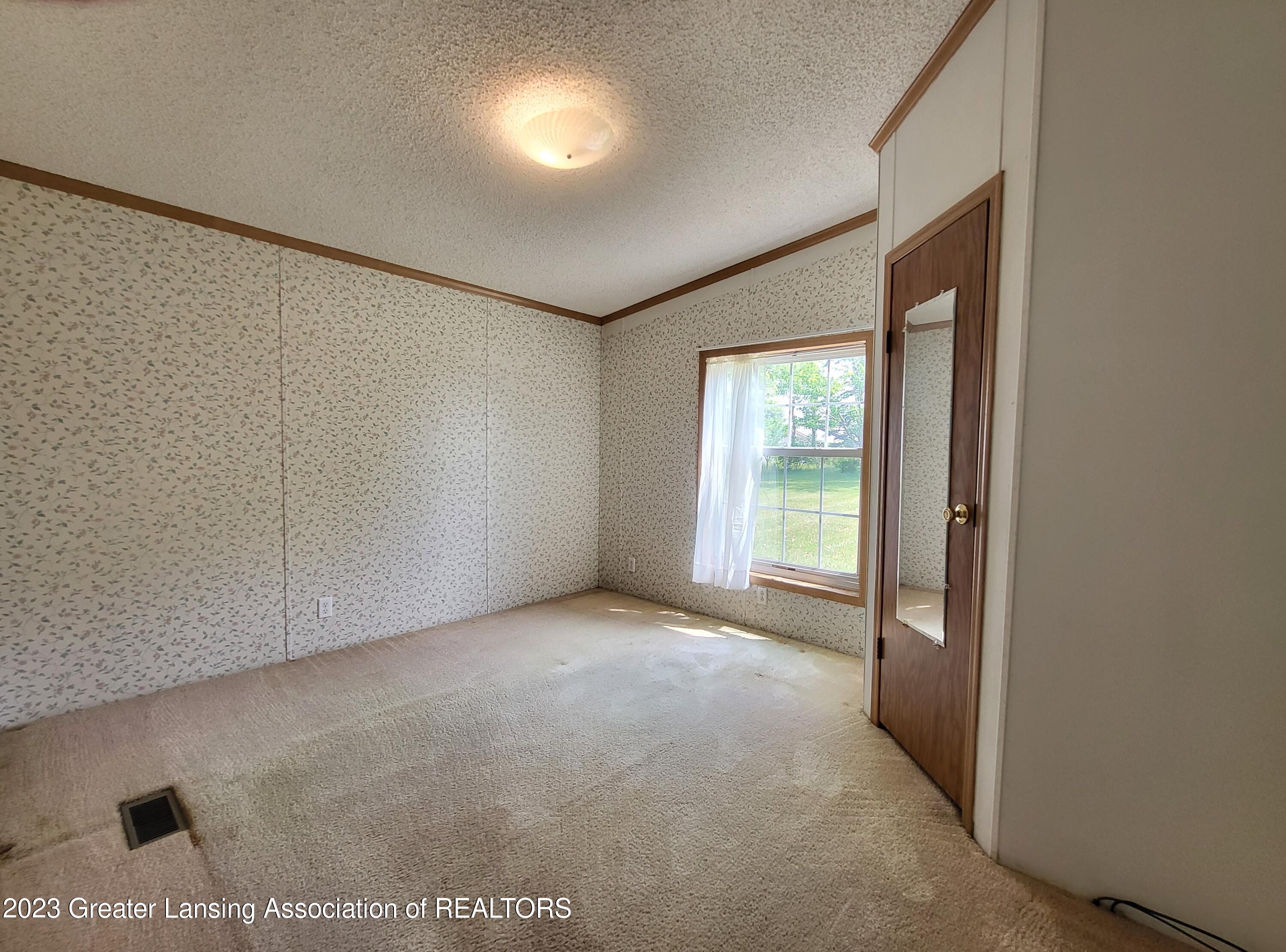 1201 South St Clair Road Ovid, MI 48866 - Photo 16 of 37 20230605_151756
