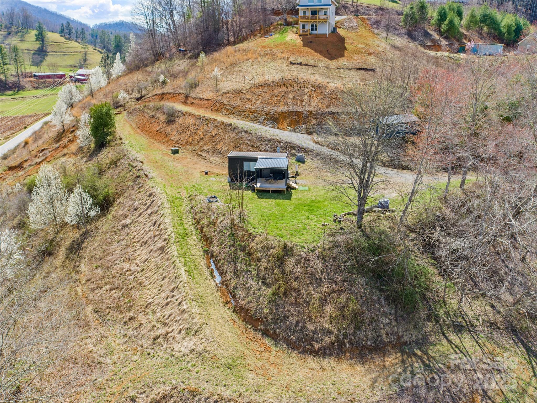 41 Hawks Rdg Estates Burnsville, NC 28714 - Photo 16 of 20