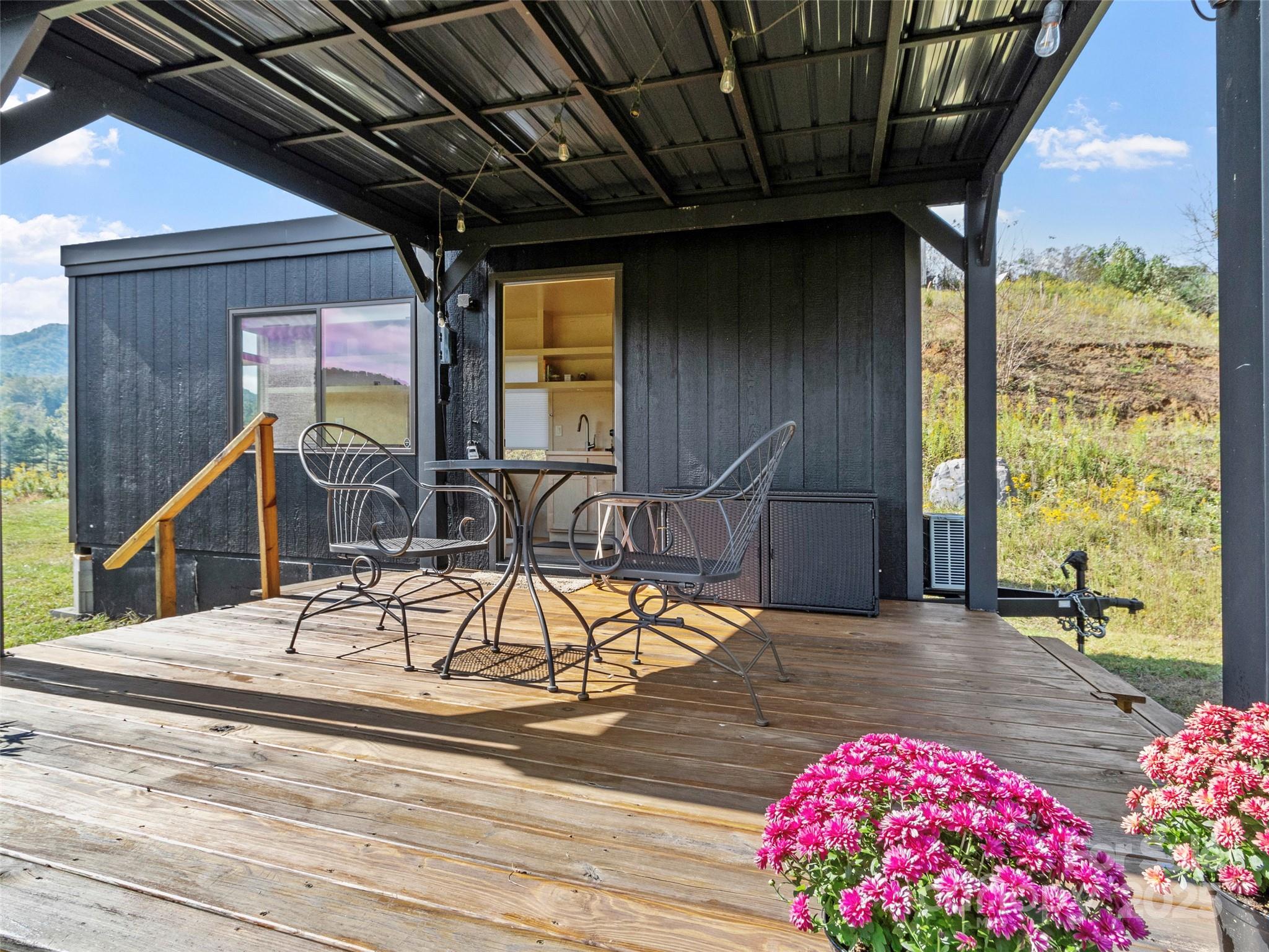 41 Hawks Rdg Estates Burnsville, NC 28714 - Photo 3 of 20