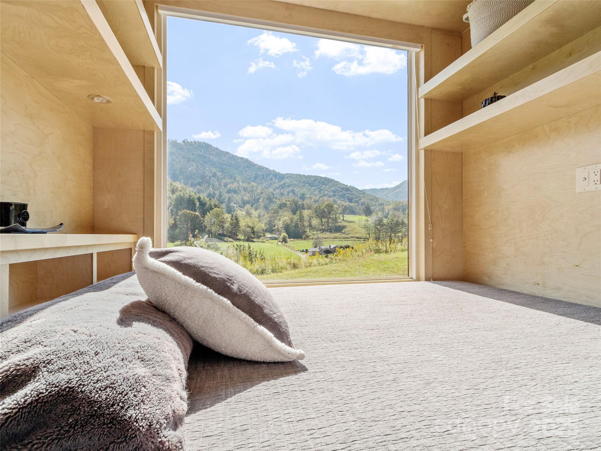 41 Hawks Rdg Estates Burnsville, NC 28714 - Photo 6 of 20