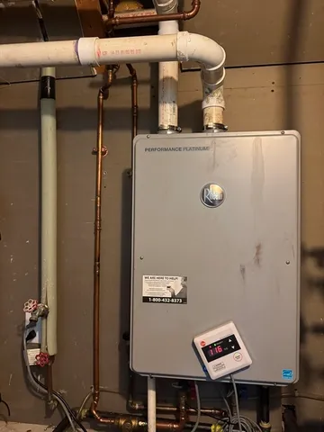 a view of a back yard of the house