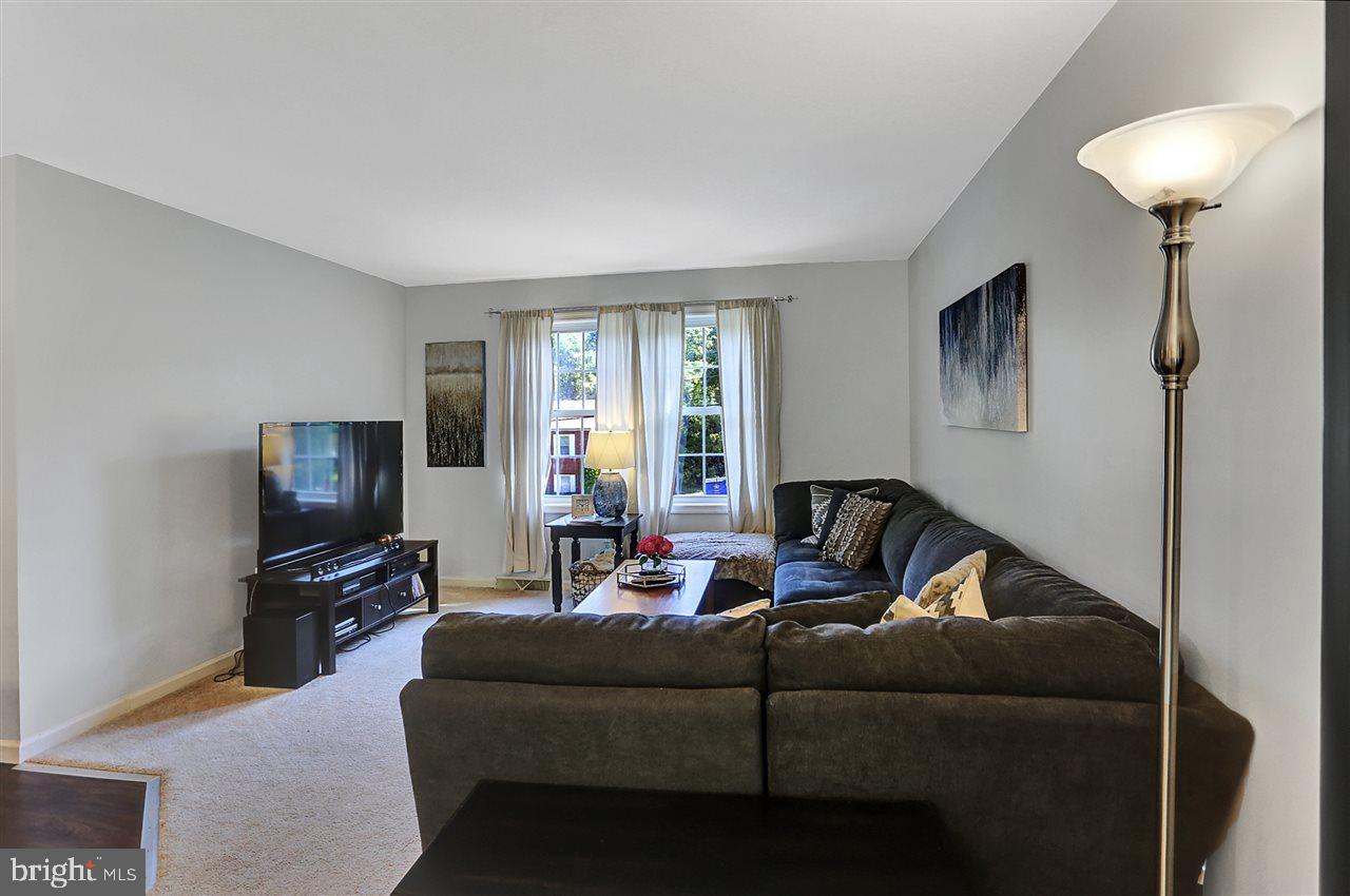 1469 Old Colonial Road Harrisburg, PA 17112 - Photo 5 of 25 Gallery Image 5
