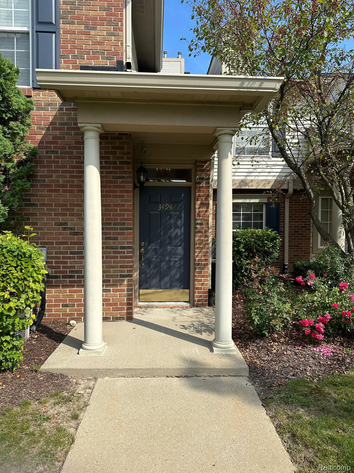 3494 Oakmonte Boulevard Rochester, MI 48306 - Photo 1 of 37 Gallery Image 1