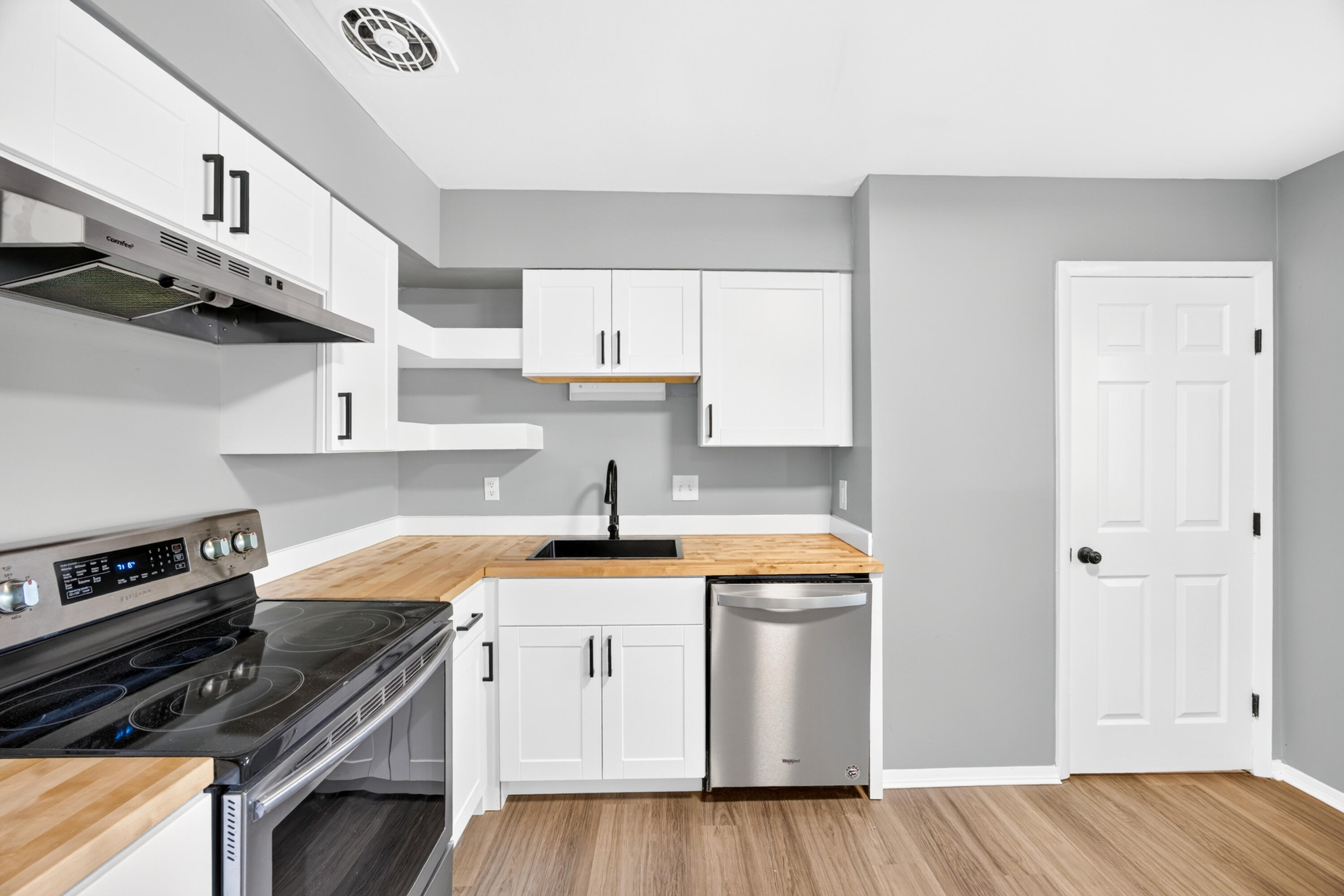 3750 Autumn Road Elsmere, KY 41018 - Photo 16 of 29 Kitchen
