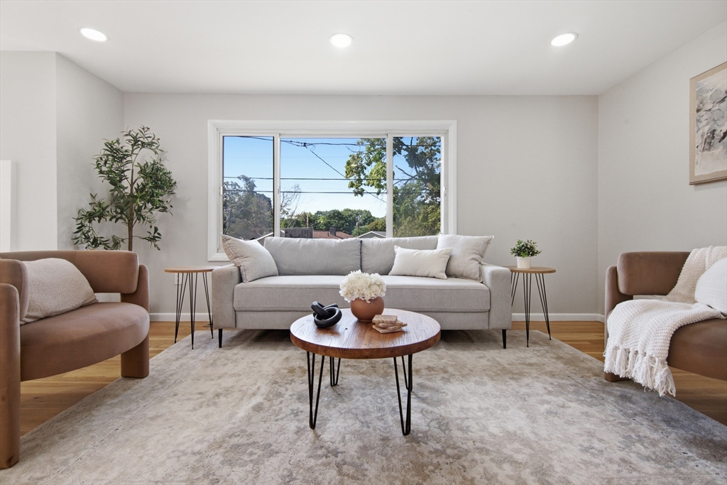 1 Belnap Road Boston, MA 02136 - Photo 3 of 29 Gallery Image 3