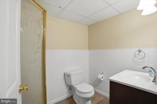 $3,300 | 220 North Orange Street, Media, PA 19063