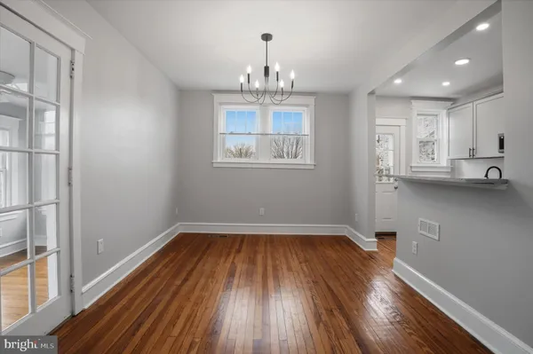 $3,300 | 220 North Orange Street, Media, PA 19063