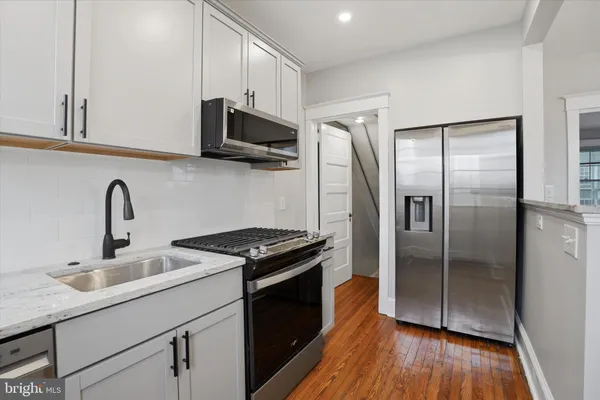 $3,300 | 220 North Orange Street, Media, PA 19063