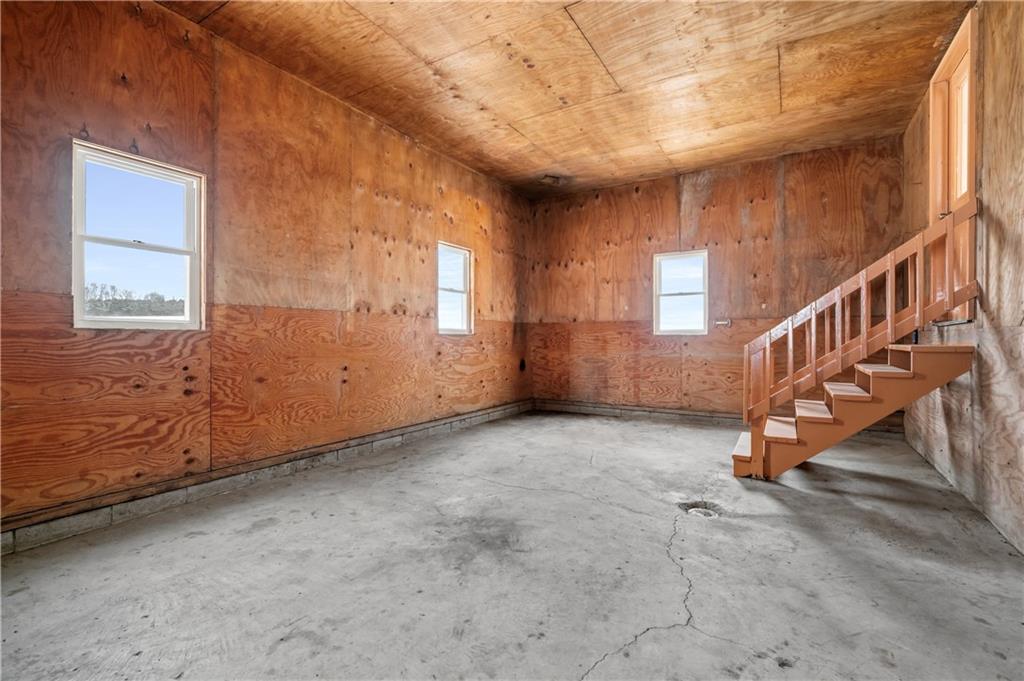 1575 Windows Road Smicksburg, PA 16256 - Photo 25 of 35 a view of an empty room with stairs
