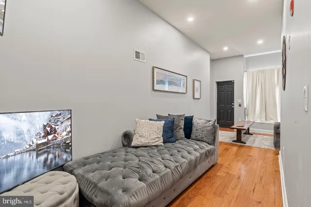 $650 | 2941 West Diamond Street, Philadelphia, PA 19121