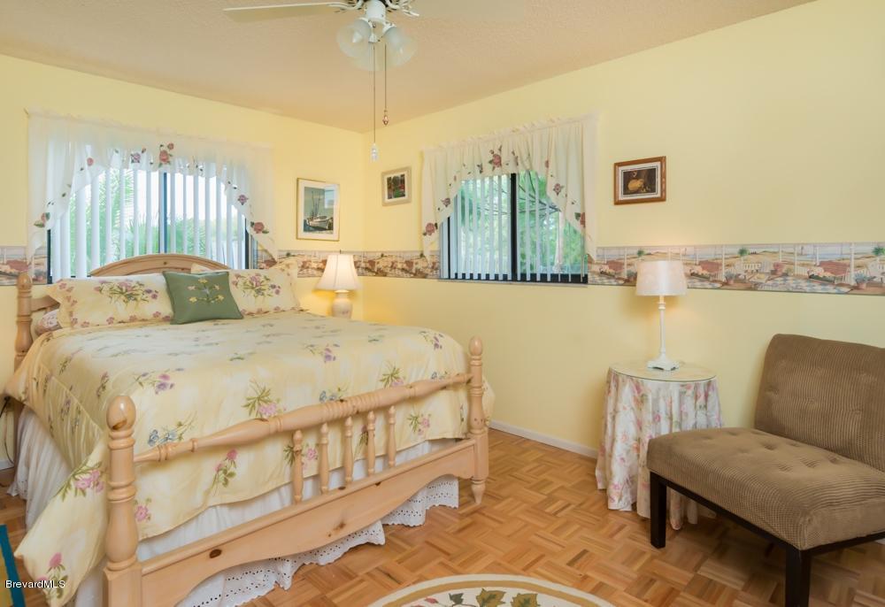 2740 Pomello Road Malabar, FL 32950 - Photo 13 of 18 Guest bedroom