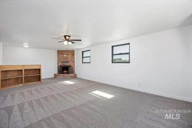 $505,000 | 2982 East 990 South, Hazelton, ID 83335