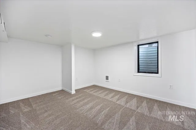 $505,000 | 2982 East 990 South, Hazelton, ID 83335