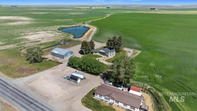 $505,000 | 2982 East 990 South, Hazelton, ID 83335