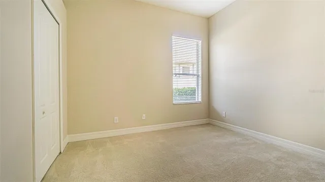 $3,000 | 20002 Heritage Point Drive, Tampa, FL 33647