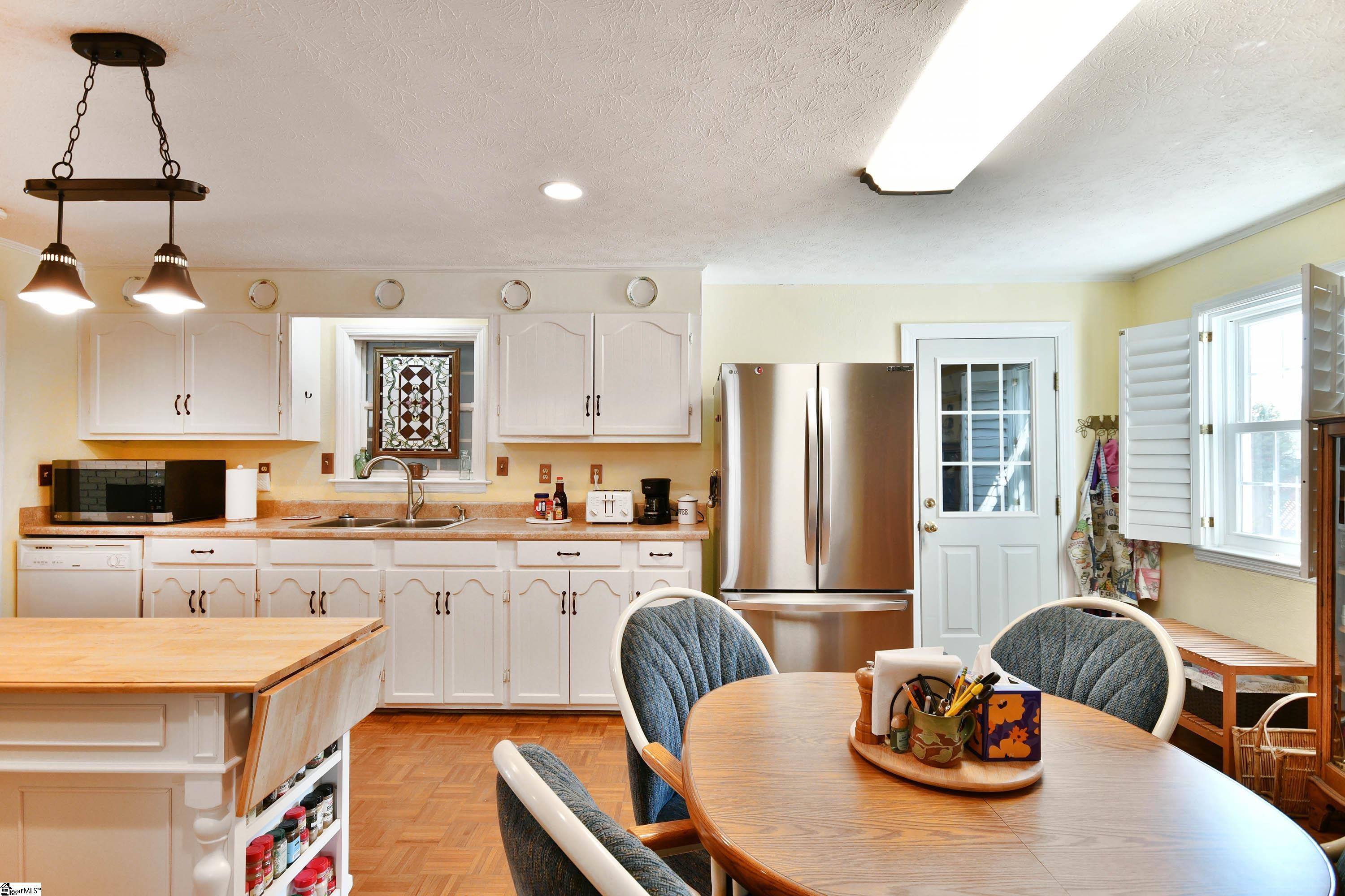 101 Covington Road Greenville, SC 29617 - Photo 11 of 37 Gallery Image 11