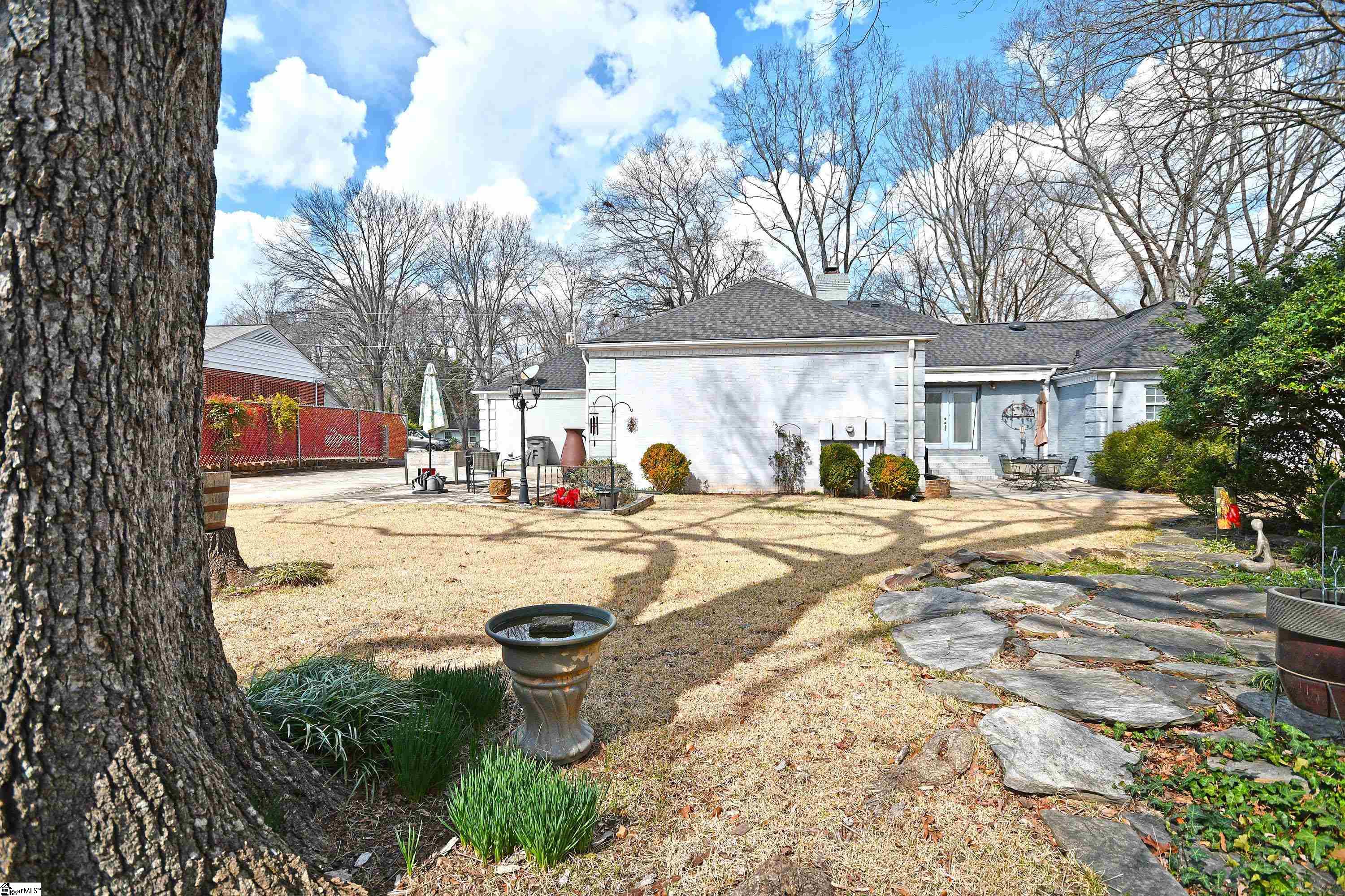 101 Covington Road Greenville, SC 29617 - Photo 2 of 37 Gallery Image 2
