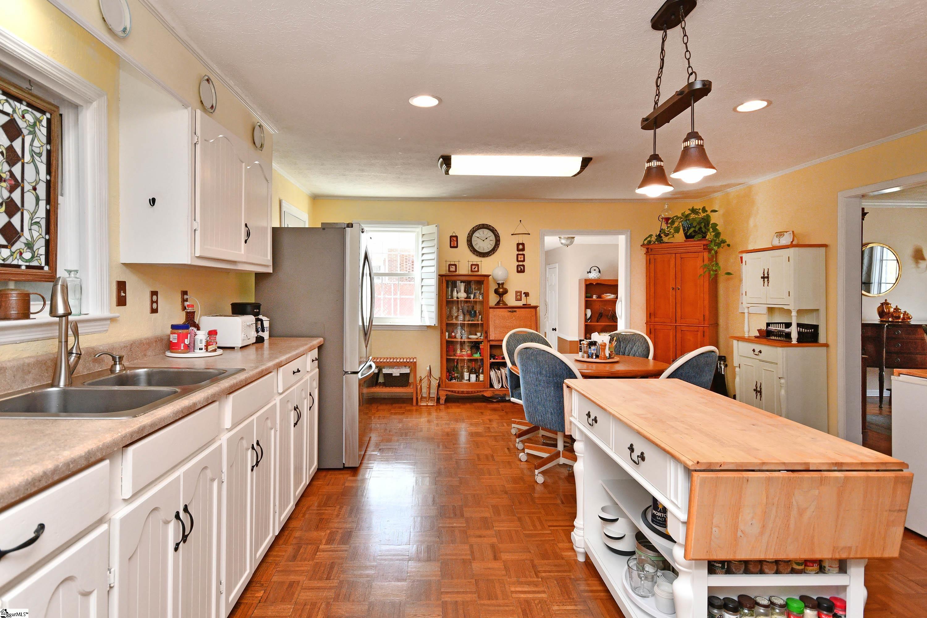 101 Covington Road Greenville, SC 29617 - Photo 10 of 37 Gallery Image 10