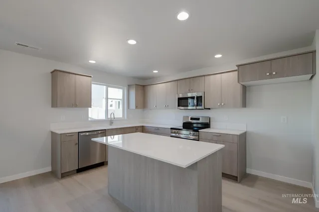 $429,990 | 784 Strike Eagle Street, Mountain Home, ID 83647