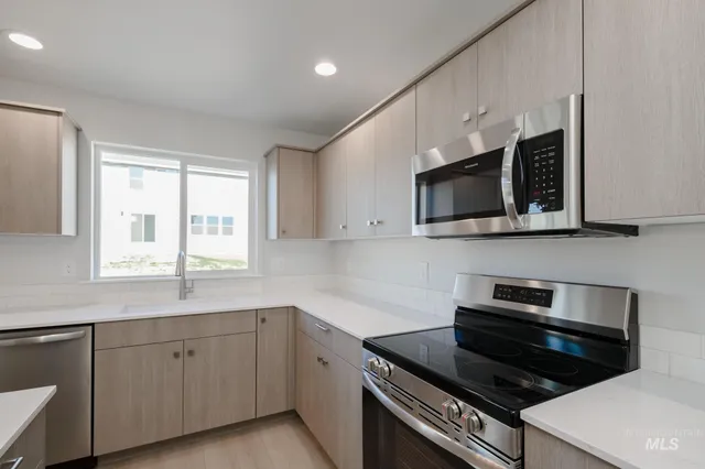 $429,990 | 784 Strike Eagle Street, Mountain Home, ID 83647